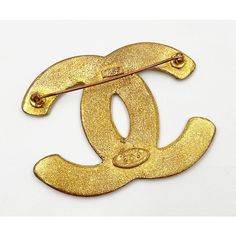 This is part of Chairish’s Costume Jewelry assortment.  Chanel Vintage Gold Plated Matte CC Mini CC Large Brooch  * Marked Season 29 and 1263 * Made in France  -It is approximately 1.25" x  1.75". -There are some color changing.  -In a good vintage condition. Chanel Vintage, Vintage Chanel, New Vintage, Vintage Gold, Costume Jewelry, Made In France, Gold Plate, Chanel, Plating