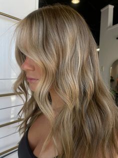 @beauty.by.maycee on instagram Brown Going Blonde Hair, Natural Lived In Blonde Balayage, Paige Lorenze Hair, Rich Bronde Haircolor, Caramel Highlights On Blonde Hair, Honey Brown With Blonde Highlights, Lived In Honey Blonde, Light Dirty Blonde Hair, Teddy Blonde