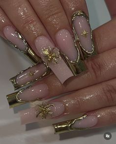 Golden Nails Designs, Gold Acrylic Nails, Tapered Square Nails, Golden Nails, Bunny Nails, Sassy Nails, Winter Nails Acrylic, Stylish Nails Designs