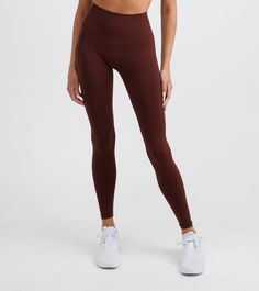 These seamless scrunch leggings are designed with soft, sweat-wicking, 4-way stretch, seamless interlock knit fabric making them perfect for a high-impact performance workout, lifting, running, or everyday wear. Features ✦SCRUNCH GATHER DETAIL✦ These butt-lifting leggings feature a subtle "v" shape in the back that lead to a ruched detail to sculpt and enhance your natural shape, especially your glutes. ✦HIGH WAIST✦ Comfortable 3-tiered ribbed high-waist waistband for added tapered compression a Wide Waistband, Natural Shapes, Everyday Jewelry, Black Media, V Shape, Black Leggings, High Performance, Effortless Style, Amazing Jewelry