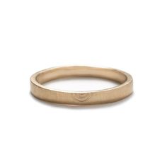 the Amandi Unisex Wedding Band features an understated hand-carved design. Bridal Ring Sets, Soft Toothbrush, Custom Jewelry Design, Engagement Jewelry, Custom Engagement Ring, Perfect Ring, Matte Gold, Bridal Rings, Custom Jewelry