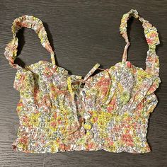 For Love & Lemons Crop Top - Size: Xs Smoke Free | Offers Accepted New To Poshmark? Use Referral Code Justfoxii When You Sign Up For Poshmark And Get $10 Posh Credit! Trendy Yellow Floral Print Crop Top, Casual Yellow Crop Top With Floral Print, Lemon Top, For Love & Lemons, Free Offer, Love And Lemons, For Love And Lemons, For Love, Pink Yellow