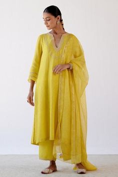 Shop for Devnaagri Yellow Chanderi Block Print And Embroidered Kurta Set for Women Online at Aza Fashions Yellow Gharara, Block Print Dupatta, Salwar Suit Neck Designs, Suit Neck Designs, Kurta Set For Women, Blouse Measurement, Indian Fashion Dresses, Sequins Embroidery, Indian Designer Wear