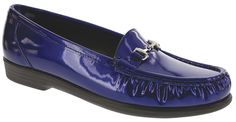 This slip-on loafer is made with a genuine moccasin construction, which wraps soft leather completely around the foot. A removable cushioned footbed and shock-absorbing sole offers comfort for all-day wear. A polished premium adornment on the top adds a bit of sophistication to your look.
Heel Height: 1.00". This item features a removable footbed. Sas Shoes, Elegant Woman, Moccasins, Soft Leather, Casual Women, Heel Height, Loafers, Slip On, Shop Now