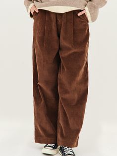 Editor's NotesThese cotton corduroy trousers with bio-washed natural color are versatile to coordinate. Features voluminous wide-leg silhouette with front tucks and signature point label at the back.- Zip and button fastening- Two front slash pockets- Front tucks- Signature point label at the back- Wide fitMeasurements (in.)S / M / L- Total Length: 40.9 in. / 41.3 in. / 41.7 in.- Waist: 14.2 in. / 15.0 in. / 15.7 in.- Thigh: 13.8 in / 14.6 in. / 15.4 in.- Rise: 14.6 in. / 15.0 in. / 15.4 in.- He Affordable Vintage Workwear Bottoms, Baggy Corduroy Pants For Workwear, Baggy Corduroy Pants Outfit, Outfits Alt, Levis Corduroy, Corduroy Pants Outfit, Teacher Fits, Guy Fashion, Clothing Wishlist