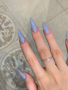 Cute Sparkle Nails, Long Sparkly Nails, Sparkle Nails Ideas, Blue Nails With Glitter, Drawing Joker, Sparkly Nail Designs, Periwinkle Nails, Joker Joaquin, 90s Nails