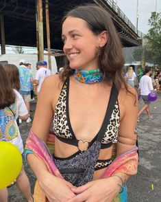 We have sooo many cute animal print festival sets! Wear them to a music festival then again as a halloween costume! Crop Top Outfits Summer, Tulum Outfits, Booties Outfit, A Halloween Costume, Bella Hadid Style, Hadid Style