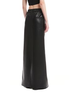 Editor's NoteTRUNK PROJECT's Faux Leather Long Skirt is made out of polyurethane synthetic leather that has a natural glow and soft touch. With a low rise and raw edge at the hem, it gives a trendy and distinctive mood. With elastic waistband with drawstring and vents on both front and back, it is easy and comfortable to wear in your daily life. With a maxi length that extends below the ankle, you can style it with various items for refined and chic mood. - Front and back vent- Elastic waistband with drawstring- Three pockets- Low rise- Raw edgesMeasurements (in.)XS/S- Length: 41.73 in / 42.52 in- Waist: 12.20 in / 12.99 in- Hip: 18.11 in / 18.90 inModel info: Height 5'9, Weight 110 lbs, Wearing size SComposition & Care- Polyurethane 100%- Refer to care labelDesigner- by TRUN Sleek Leather Skirt For Spring, Leather Lined Skirt For Night Out, Leather Long Skirt, Long Leather Skirt, 110 Lbs, Natural Glow, Raw Edge, Synthetic Leather, Long Skirt