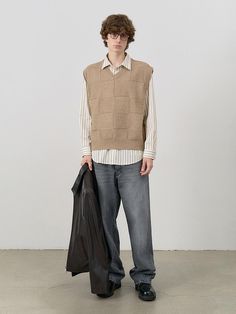 Composition : SHELL: POLYESTER 83%, ACRYLIC 15%, POLYURETHANE 2%Color : CAMEL_0XS,CAMEL_00S,CAMEL_00M,CAMEL_00L,CAMEL_0XLCountry of Origin : CHINA Beige Sweater Vest For Workwear In Fall, Brown V-neck Vest For Workwear, Brown V-neck Vest For Work, Casual Sweater Vest With Pockets For Fall, Casual Sweater Vest With Pockets For Layering, Classic Beige Sweater Vest For Work, Casual Brown Vest For Fall, Casual Winter Sweater Vest For Work, Winter V-neck Sweater Vest With Pockets