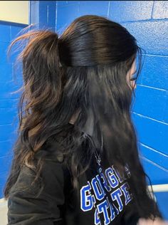 Latina Hair, Hair Inspiration Long, Hairstyles For Layered Hair, Hairdos For Curly Hair, Hair Stylies, Hair Stylist Life, Easy Hairstyles For Long Hair, Hair Inspo Color, Hairstyles For School