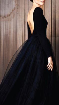 Black Tulle Elegant dress for Garden Designers Gala Night Gorgeous Gowns, Audrey Hepburn, Beautiful Gowns, Fancy Dresses, Dream Dress