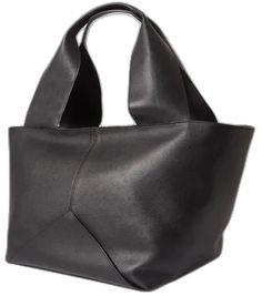 Large Capacity Black Bucket Bag For On-the-go, Versatile Black Tote Bag, Versatile Large Capacity Box Bag For Shopping, Versatile Large Capacity Box Bag, Chic Black Box Bag With Large Capacity, Black Leather Box Bag With Double Handle, Large Capacity Square Hobo Bag For On-the-go, Black Square Box Bag For Shopping, Black Large Capacity Modern Box Bag