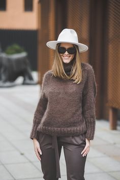 "This solid color casual turtleneck silk mohair sweater is more than trendy and comfortable for almost any occasion.  The yarn contents silk, it is very soft and will caress your skin. DETAILS SIZE: Comes in S, M and L.  Color: Brown and many more Length: 60 cm / 24\" Model is 5,7\" (175 cm) and wears size S Material: 70% mohair, 30% silk Please note that there might be some colors discrepancies due to the different monitor settings. HANDMADE. Every item is handmade and takes approximately 2 to 4 weeks to make, that is why every one is unique as yourself.  C A R E * Hand-washing in cool water only. * When washing use a mild hair shampoo without conditioner or a wool friendly detergent. * Lay down the knits on a dry towel and let them dry flat, do not hang them until dry. * Dry away from di Pull Mohair, Casual Turtleneck, Skin Details, Winter Top, Chunky Knit Sweater, Star Sweater, Sweater For Women, Beautiful Sweater, Mohair Sweater