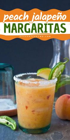 These Peach Jalapeño Margaritas are the best summer cocktails! These homemade margaritas are a refreshing blend of jalapeño, simple syrup, and fresh peaches. It also makes an easy Labor Day party food! Jalapeno Margarita, Frozen Margaritas, Refreshing Summer Cocktails, Yummy Alcoholic Drinks, Spicy Margarita, Fresh Peaches, Boozy Drinks, Fancy Drinks