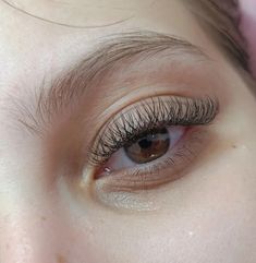 Beauty Studio, Beauty Room, Eyelash Extensions, Sneakers Fashion, Eyelashes, Beauty Hacks, Lashes, Makeup, Hair