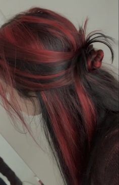 Scarletcore Aesthetic, Long Dyed Hair Aesthetic, Red Highlights In Brown Hair Wavy, Black Hair With Colored Extensions, Dark Red Skunk Stripe Hair, Black With Red Underneath Hair, Red Hair Grunge Aesthetic, Hair With Colored Highlights, Skunk Hair Red