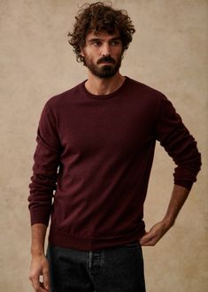 Nils Sweater - Burgundy - Merino Wool - Octobre Éditions Burgundy Mens Outfit, Bordeaux Outfit, College Outfits Men, Maroon Sweater, Burgundy Sweater, Men's Wardrobe, College Outfits, Parisian Style, Black Denim