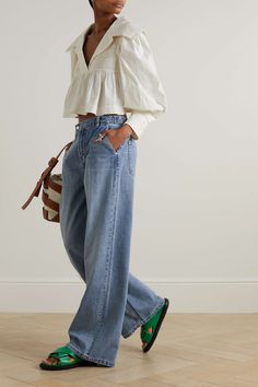 Looks Jeans, Casual Couture, Closet Candy, College Outfit, Denim On Denim, Summer Closet, Cotton Blouse, 가을 패션, Homecoming Makeup