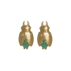 Inspired by nature, the Ecologica Beetle Stud Earring combines intricate design with luxurious materials. Crafted with shimmering cubic zirconia and vibrant green onyx accents, these beetle-shaped earrings make a bold, eco-chic statement. ECE111 Material Content: 18K gold plate, cubic zirconia, natural stone, nickel free. Measurement: 3/4" L & 1/4" W Eco Chic, Green Onyx, Ring Bracelet, Earring Necklace, Ring Necklace, Bracelet Set, Necklace Set, Earring Set, Cubic Zirconia