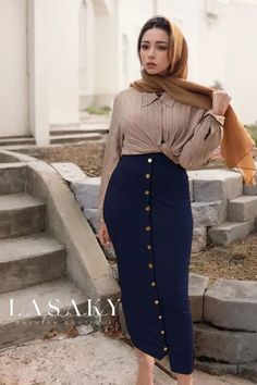 Lasaky - Premium Islamic Fashion: Stylish Multicolored Long and Short Skirt Set with Button Placket and Knit Detailing Pencil Skirt Fashion, Skirt Outfits Fall, Skirt With Buttons, Wrap Around Skirt, Long Skirts For Women, Islamic Clothing, Long Dress Casual, Long Skirts, Islamic Fashion