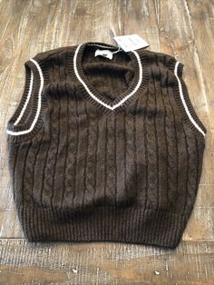 Pull&Bear Brown Knit Vest S. Bear Brown, Knit Ideas, Knit Vest, Sweater Outfits, Shoe Accessories, Women Accessories, Knitting, Clothes For Women, Closet