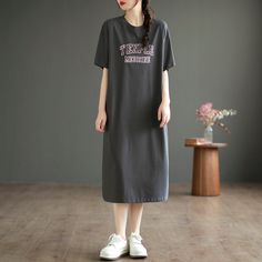 2 Casual Cotton Midi Dress Knee-length, Casual Cotton Knee-length Midi Dress, Spring Cotton Midi Dress, Casual Cotton Midi Dress, Casual Longline Midi Dress For Summer, Spring Crew Neck Midi Dress, Casual Mid-length Cotton Dress, Casual Cotton T-shirt Dress For Spring, Casual Cotton Maxi Dress With Short Sleeves