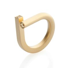 Ringe – Galerie Isabella Hund, Schmuck     gallery for contemporary jewellery Contemporary Jewellery Designers, Contemporary Jewelry Design, Contemporary Jewellery, Contemporary Jewelry, Modern Jewelry, Ring Verlobung, Jewelry Art