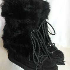 Brand New With Original Tags! Style: Gail Black Suede Leather And Fur, Shearling Footbed, Braided Leather Ties Winter Black Shearling Boots, Black Shearling Boots With Faux Fur Trim, Black Shearling Boots For Fall, Black Faux Fur Boots For Winter, Emo Shoes, Gyaru Fashion, Shearling Boots, Frye Boots, Cute Boots