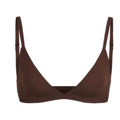 For Sale Is This Skims Fits Everbody Triangle Bralette Cocoa Size M New With Tags (Br-Tri-2024) The Ultimate Bra With 2-Ply Supportive Stretch & Second-Skin Softness. Max-Stretch Fabric Never Cuts Into The Skin, Allowing Live-In Comfort-A Performance Essential With Streamlined Style. Enjoy The Comfort Of A Bralette While Retaining The Breathability Of Quick-Dry Fabric With This Comfortable Option. This Second-Skin Triangle Bra Offers Natural Support And Comfort While You Read, Lounge And Sleep. Crystal Bralette, Coverage Bras, Green Fits, Bandeau Bra, Shapewear Bodysuit, Cocoa Brown, Triangle Bralette, Triangle Bra, Light Blue Sweater