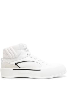 white/black calf leather front lace-up fastening panelled design suede panelling pull-tab at the heel signature Seal logo embroidered logo to the rear mesh panelling logo at the sole logo-embossed tongue embossed logo to the side round toe leather lining branded insole chunky rubber sole To lessen the environmental impact and to reduce cotton consumption, Alexander McQueen will no longer be providing a dust bag with its sneakers. We've partnered with Good On You — an independent agency that rate Versace Sneakers, Aviator Watch, Seal Logo, Balenciaga Track, Embroidered Leather, Balenciaga Triple S, Summer Beach Wear, Derby Shoes, Athletic Sneakers