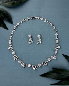 CZ Flowers Wedding Necklace Set Silver Prom Jewelry, Wedding Dress Jewelry, Wedding Necklace Set, Hair Accessories Wedding, Fancy Jewellery Designs, Fancy Necklace, Vintage Inspired Jewelry, Wedding Leaves, Prom Jewelry