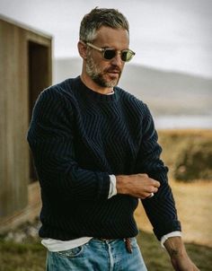 Older Mens Fashion, Wave Sweater, Men Over 50, Mens Fashion Casual Outfits, Mens Style