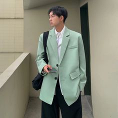 SPECIFICATIONS Clothing Length: regular Applicable Scene: Casual Material: POLYESTER Style: Korean Applicable Season: Spring and Autumn Gender: MEN Item Type: Blazers Closure Type: Single Breasted Sleeve Length(cm): Full