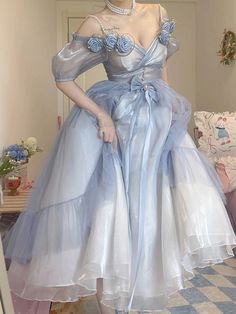 Tea Party Dresses, Dresses Victorian, Light Gradient, Dresses Elegant Long, Fairy Wedding Dress, Rose Fairy, Tea Party Dress, Disney Princess Dresses, Fairy Wedding