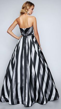 Keyhole Dress Pattern, Ballgown Skirt, Contemporary Dresses, Affordable Prom Dresses, Ball Gown Skirt, Couture Candy, Stripped Dress, Formal Dresses For Weddings, Dresses Evening