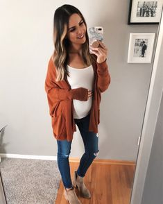 Fall Maternity Dress, Prego Style, Fall Maternity Outfits, Casual Maternity Outfits, Winter Maternity Outfits, Trendy Maternity Outfits, Clothes For Pregnant Women, Cute Maternity Outfits, Stylish Maternity Outfits