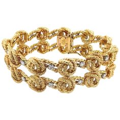 Metal: 18k Yellow Gold Condition: Excellent Origin: France Year Of Manufacture: Circa 1940s Gemstone: Diamond Set With 22 CT Circular Diamonds. Clarity: VS Total Diamond Weight: 2.5 CT Length: 6.93 inches Total Item Weight: 81.5 g Gold And Diamond Bracelet, Alexis Bittar Jewelry, Bracelets Gold Diamond, Unusual Jewelry, Diamond Set, Lovely Jewellery, Body Jewellery, Link Bracelets, Diamond Bracelet