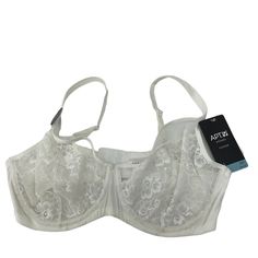 Apt. 9 White Push Up Bra 42d Nylon Nwt Women's Intimates - Brand: Apt. 9 - Color: White - Condition: New With Tags Box - Category: Women's Clothing Intimates & Sleep Bras & Bra Sets - Size: 42d - Material: Nylon - Department: Women - Style: Push Up Bra - Type: Bra Sku: K34-6xac8hobzwjr White Nylon Bra, Cheap White Sleepwear With Built-in Bra, White Nylon Underwire Bra, White Lace Push-up Bra, White Delicate Lace Push-up Bra, Sleep Bra, Bra Types, Bra Set, Push Up Bra