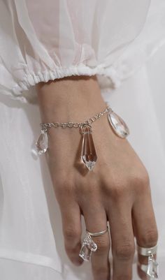 Chandi Bracelet – Stonehart Jewelry Fantasy Fits, Photographing Jewelry, Crystal Bead Jewelry, Handmade Jewlery, Light Weight Jewelry, Hand Bracelet, Fashion Painting, Swarovski Jewelry, Have You Tried