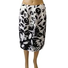 Ellen Tracy Skirt Silk Blend Black And White Abstract Floral Textured Pleated Front Front Hand Pockets Rear Slit Rear Hidden Zipper Size 8 New With Tags This Is Not A Cheap Ellen Tracy Skirt Msrp $298.00 Measured Lying Flat, Not Doubled Waist 14" Length 23" Styles Tags: Business Boardroom Career Work Wear Job Interview Workwear Office Presentation Professional Zoom Meeting Consultant Convention Girl Boss Executive Manager Sales Realtor Wfh School College University Sorority Student Teacher Acade Office Presentation, Pencil Skirt Casual, Navy Pencil Skirt, Skirt Silk, Blazer And Skirt Set, Zoom Meeting, Plaid Pencil Skirt, Textured Skirt, Houndstooth Skirt