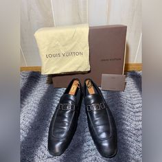 Louis Vuitton Black Leather Loafer Monogram Lv Pre-Owned In Great Shape Style Fd 0028 Comes With Box, Dustbags, Wooden Shoe Shapers, And Louis Vuitton Pamphlet (Box And Bags Are In Good But Used Condition) Uk 11 Us 12 Lux Luxury Aesthetic Oldmoney Designer Italy Authentic Leather Wedding Party Occasion Gala Dance Evening Event Date Professional Career Sophisticated Business Countryclub Oxford Preppy City Designer Leather Monk Strap Shoes, Designer Monk Strap Shoes With Leather Sole, Designer Black Monk Strap Shoes For Business, Luxury Black Calf Leather Monk Strap Shoes, Luxury Black Monk Strap Shoes In Calf Leather, Black Luxury Monk Strap Shoes In Calf Leather, Designer Business Loafers With Branded Heel Counter, Designer Black Monk Strap Shoes In Calf Leather, Designer Black Business Loafers