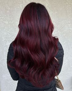 Red Brown Highlights, Shades Of Burgundy Hair, Burgundy Shades, Burgundy Hair Color, Red Dye, Hair Color Burgundy, Shades Of Burgundy, Dark Burgundy, Burgundy Hair