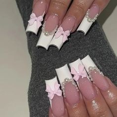 24 Pieces Fake Press On Nails Color May Vary Due To Lighting Size One Size Condition New Comes With Mini Nail File And Glue Adhesive Strips Fake Nails White, Manicure Tips, Coffin Press On Nails, Hari Valentine, Nail Supplies, Fake Nail