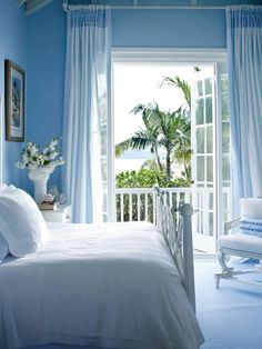 Bohemian Blue & White Beach Bedrooms | BOHO Beach Bedroom