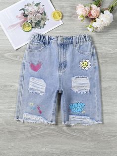 Tween Girl Distressed Washed Graffiti Trendy Printed Denim Shorts Light Wash    Denim Geometric,Letter Bermuda Non-Stretch  Tween Girls Clothing, size features are:Bust: ,Length: ,Sleeve Length: Girls Denim Shorts, Girls Denim, Printed Denim, Short En Jean, Light Wash Denim, Girls Clothing, Denim Jeans, Denim Shorts, Length Sleeve