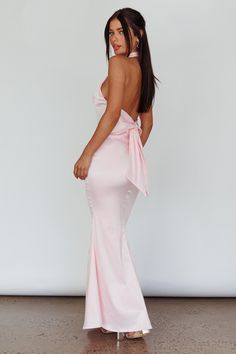 Light Pink Formal Square Neckline Dress, Pink Fitted Gowns, Pink Fitted Formal Dress, Long Blush Pink Dresses, Long Pink Dress Formal Accessories, Pastel Pink Dresses Formal, Light Pink Bridesmaid Gowns, Classy Pink Prom Dress, Backless Pink Dress