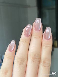 Nails Images, Dark Spring, Engagement Nails, Unghie Sfumate, Nails Dark, Minimal Nails Art, Hello Nails, Subtle Nails