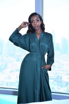 Feel fabulous each time you wear this lavish green silky jacquard robe. This luxuriously hand-finished dressing gown is one of our most sophisticated pieces and is created to flatter all sizes and skin tones. #loungewear #kimonorobelong #nightgownideas #Custommade #Kimonofashion #over40fashion #Tallwomenfashion #pinterestfashion #green #dressinggown #elegantinbed Elegant Long Green Kimono, Elegant Green Silk Robe, Satin Outfits, Tall Women Fashion, Copper Dress, Elegant Kimono, Lingerie Gown, Plus Size Kimono, Long Nightgown