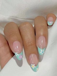 Paznokcie Hello Kitty, Nagel Tips, Summery Nails, Minimal Nails, Makijaż Smokey Eye, Minimalist Nails