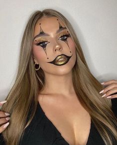 #hairextensions #hairstyles #hairfashion #humanhair #sunnyhair Mime Halloween Makeup, Gold Clown Makeup, Clown Glam Makeup, Baddie Clown Makeup, Glitter Clown Makeup, Payasa Makeup, Halloween Makeup 2023, Chola Clown Makeup, Halloween Makeup Glam